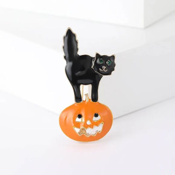 Halloween Black Cat and Pumpkin Brooch Enamel Pin Spooky Cute Lapel Jewelry Gift - Picture 2 of 5